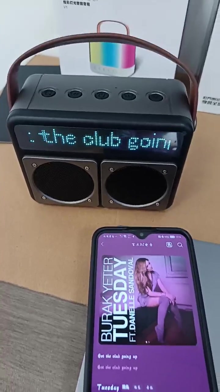 Loa Bluetooth Karaoke Mini SANSUI V2 Kèm 2 mic không dây – Màn Hình LED Hiển Thị Lời Bài Hát - Ảnh 10